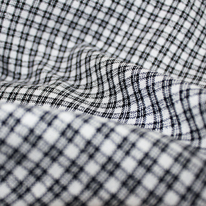 2MTR BLACK AND WHITE CHECK WOOL MIX DEADSTOCK SALE